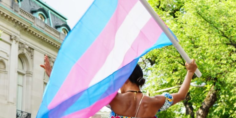 Nové transgender centrá v Británii môžu prijať aj deti v predškolskom veku