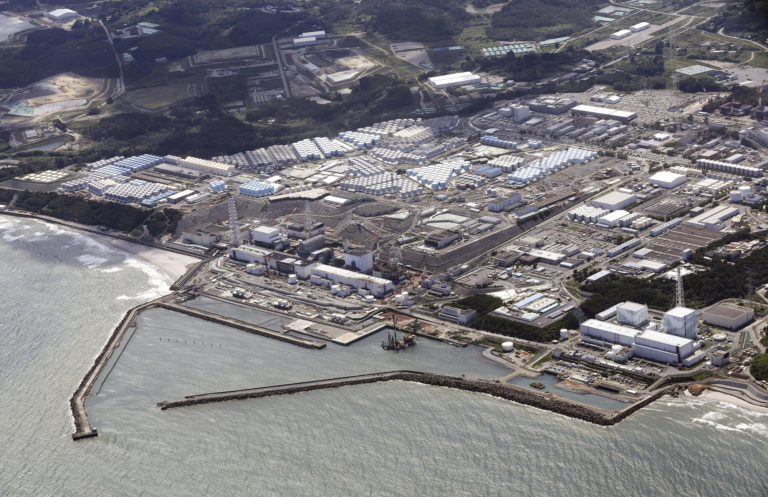 Na leteckej snímke jadrová elektráreň Fukušima Daiči v prefektúre Fukušima na severe Japonska 24. augusta 2023. Foto: TASR/AP