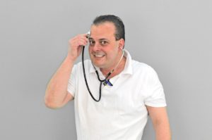 Škandál. Lekár ordinoval na mol opitý