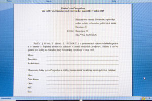 Voliť zo zahraničia: áno či nie