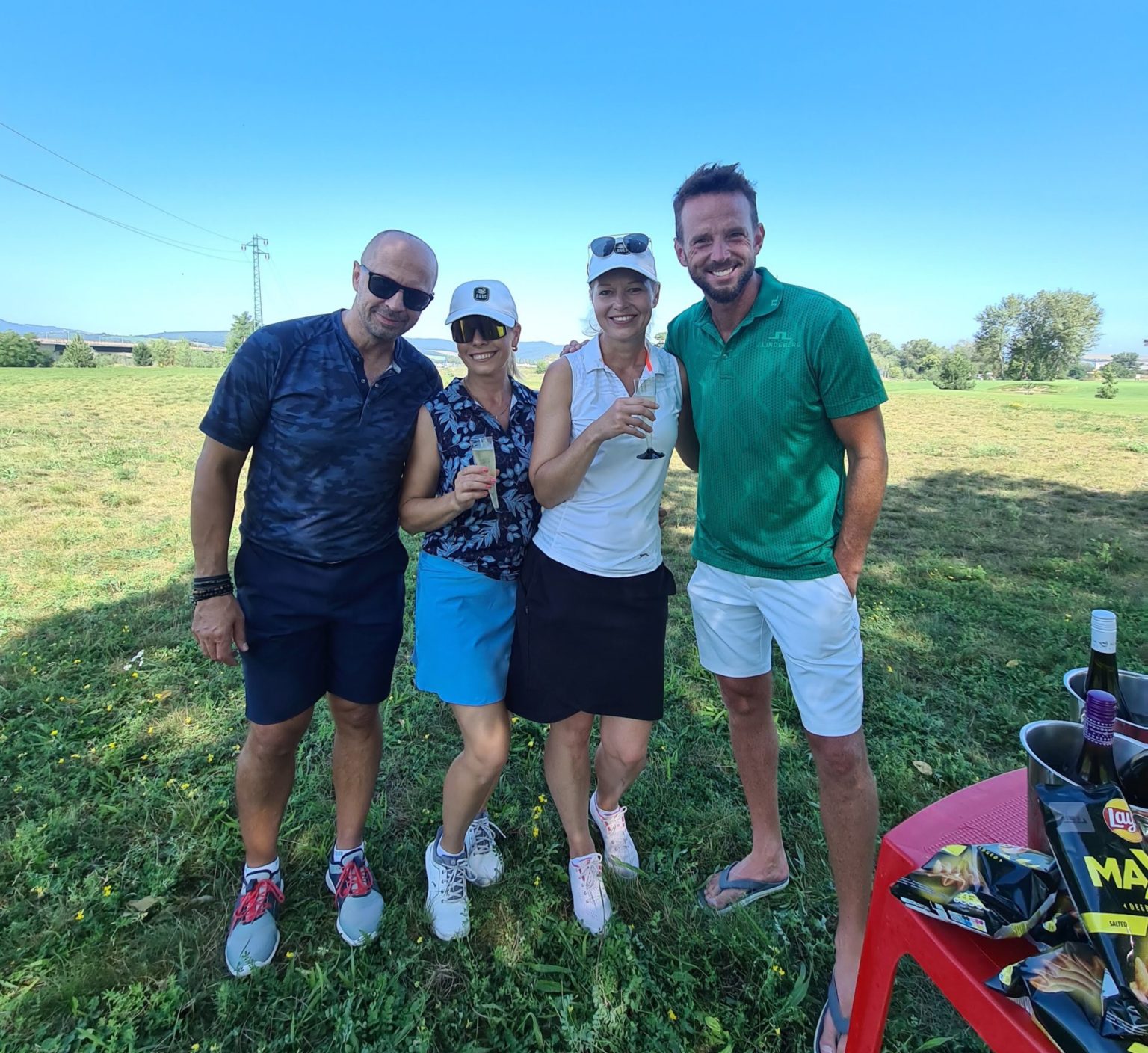 Na golfovom turnaji sa predstavili známe tváre. Foto: Sqare Trenčín, Dominik Souhrada