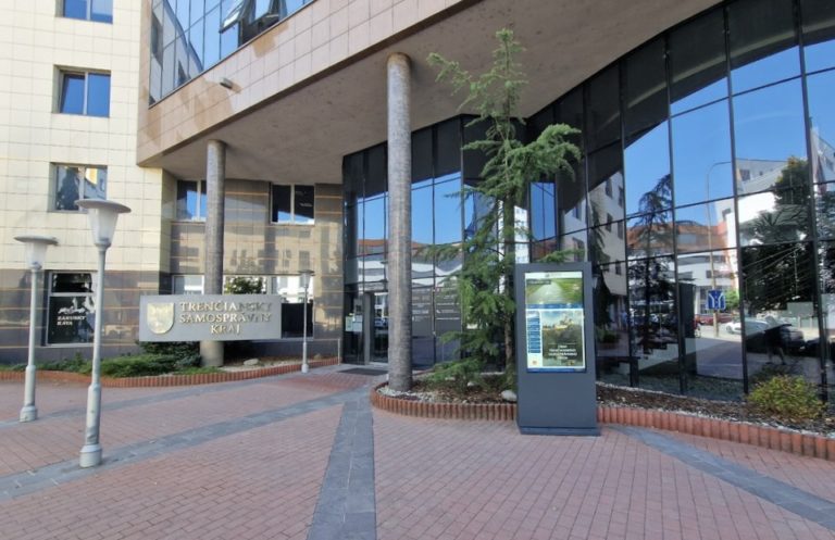 Trenčianska župa prišla s výborným nápadom. Pozrite sa, čo nainštalovali v meste