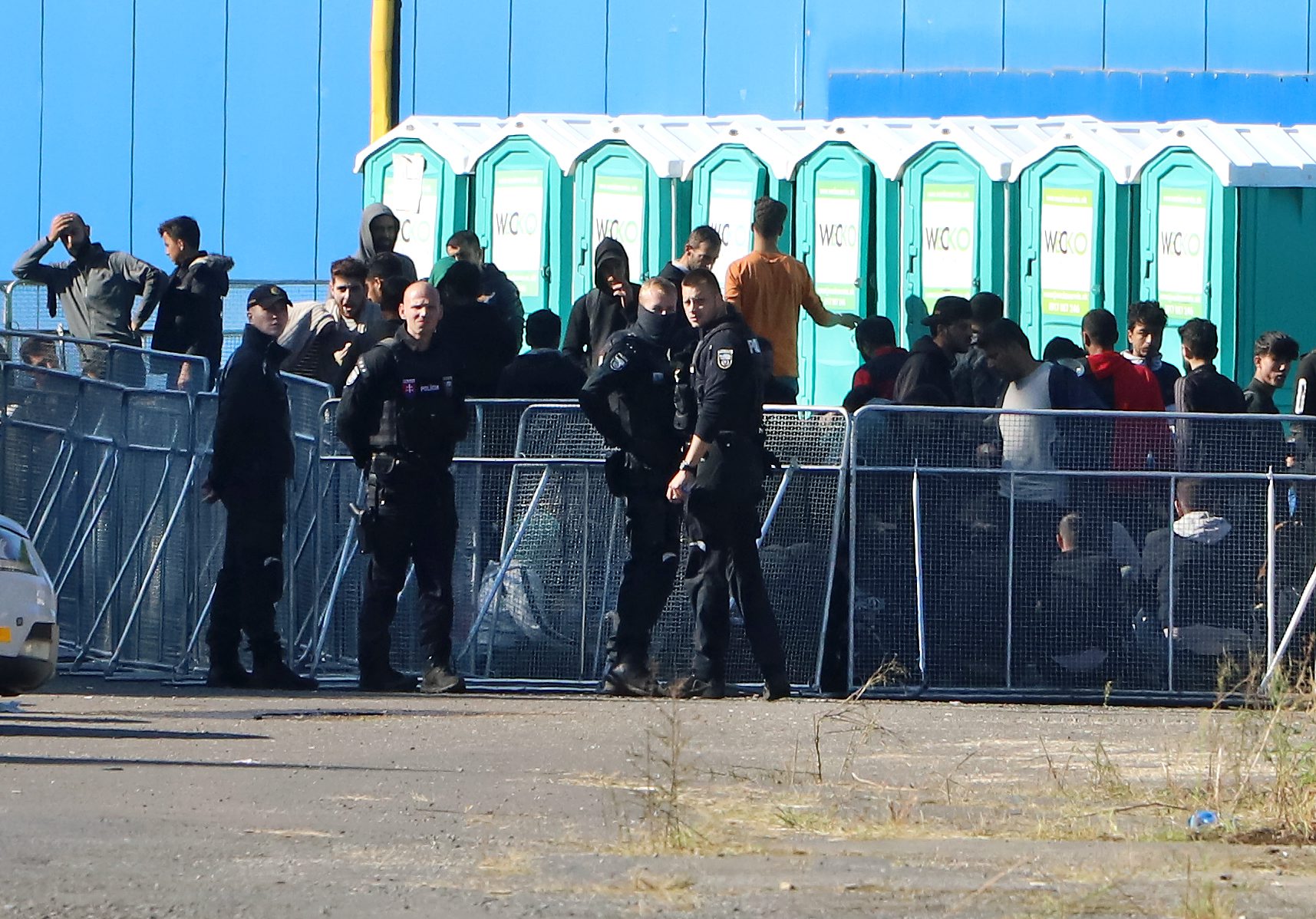 Starostovia v okrese Veľký Krtíš: Migranti obcami len prechádzajú, neostávajú v nich