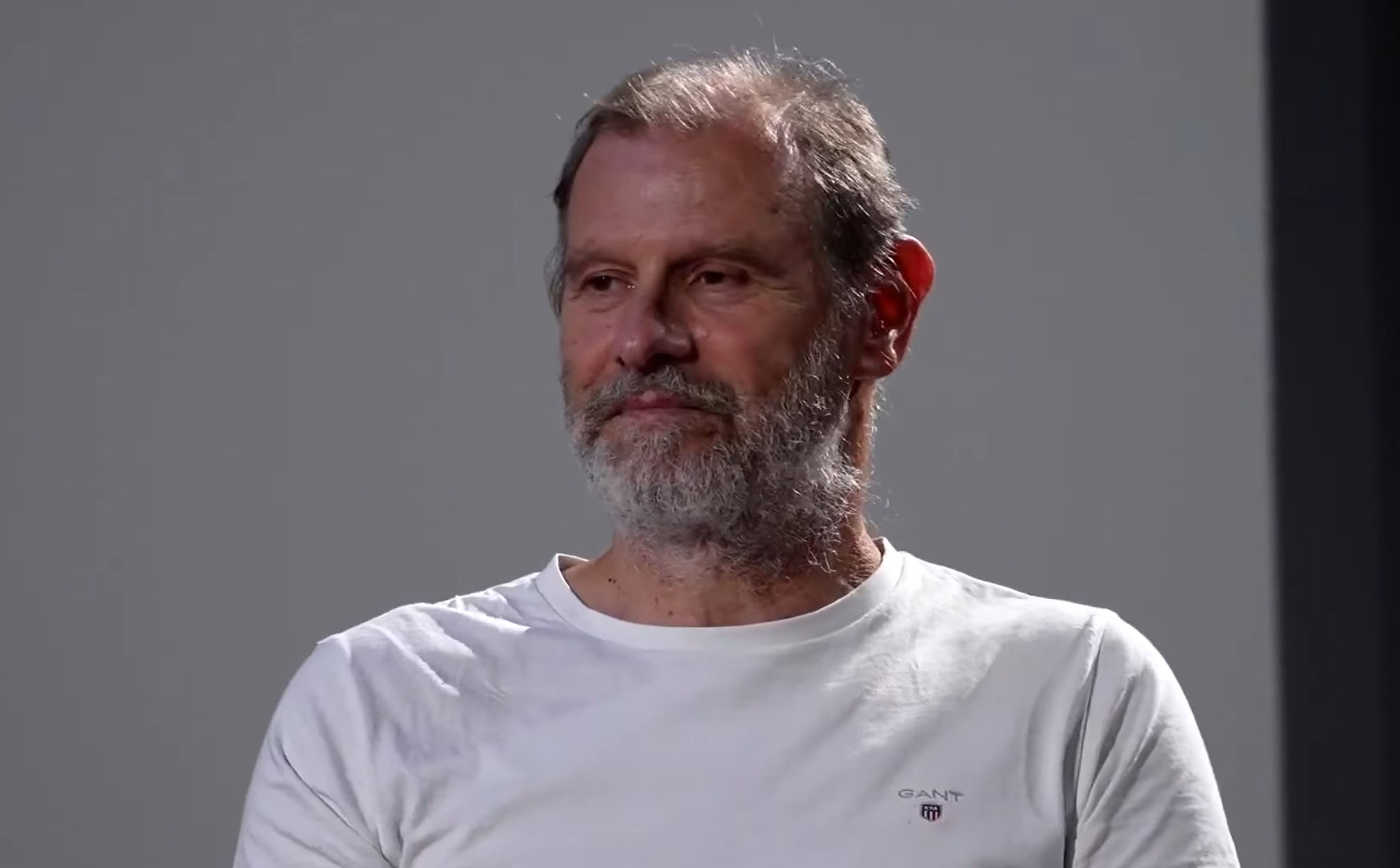 Je to strašný problém, že Slováci veria v Božiu spásu, hovorí Martin Šimečka