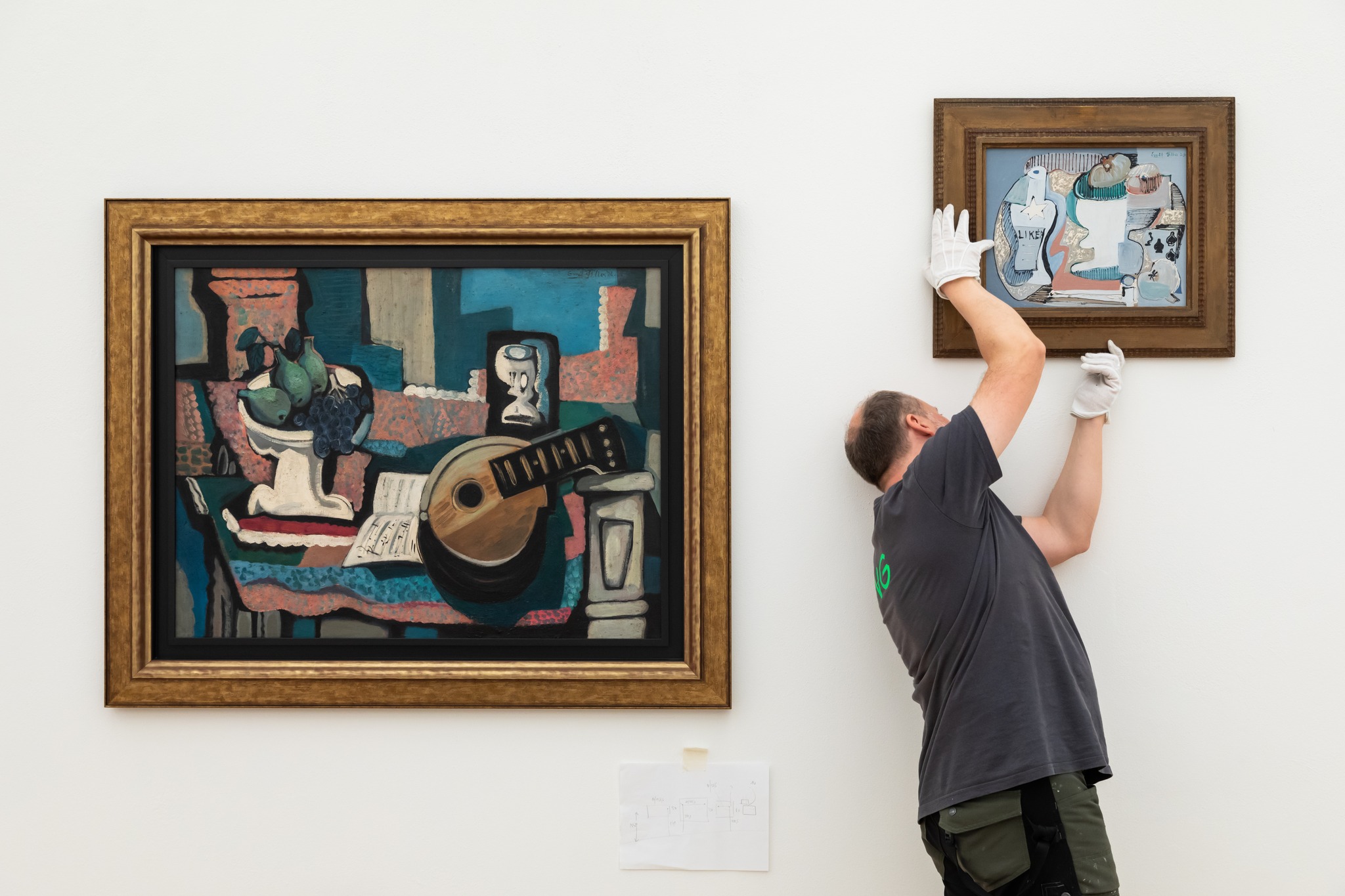 SNG otvára nové výstavy. Odkazuje v nich na život v Československu