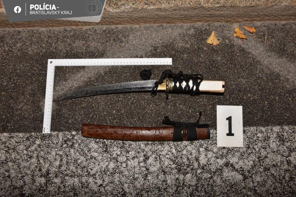 Polícia obvinila dúbravského „samuraja