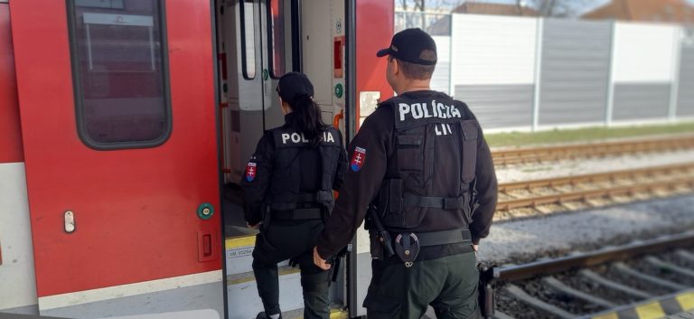 Policajný zbor. Zdroj: Polícia SR/FB