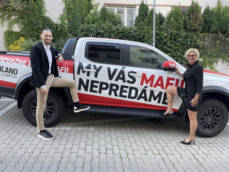 Holkovič, ktorý v sobotu napadol staršieho muža, odstúpil z kandidátky OĽaNO