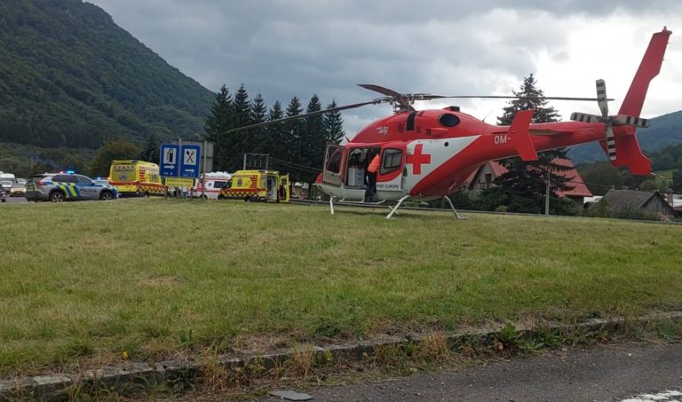 Nehoda si vyžiadala viacero zranených. FOTO: Martin Gočala, FB