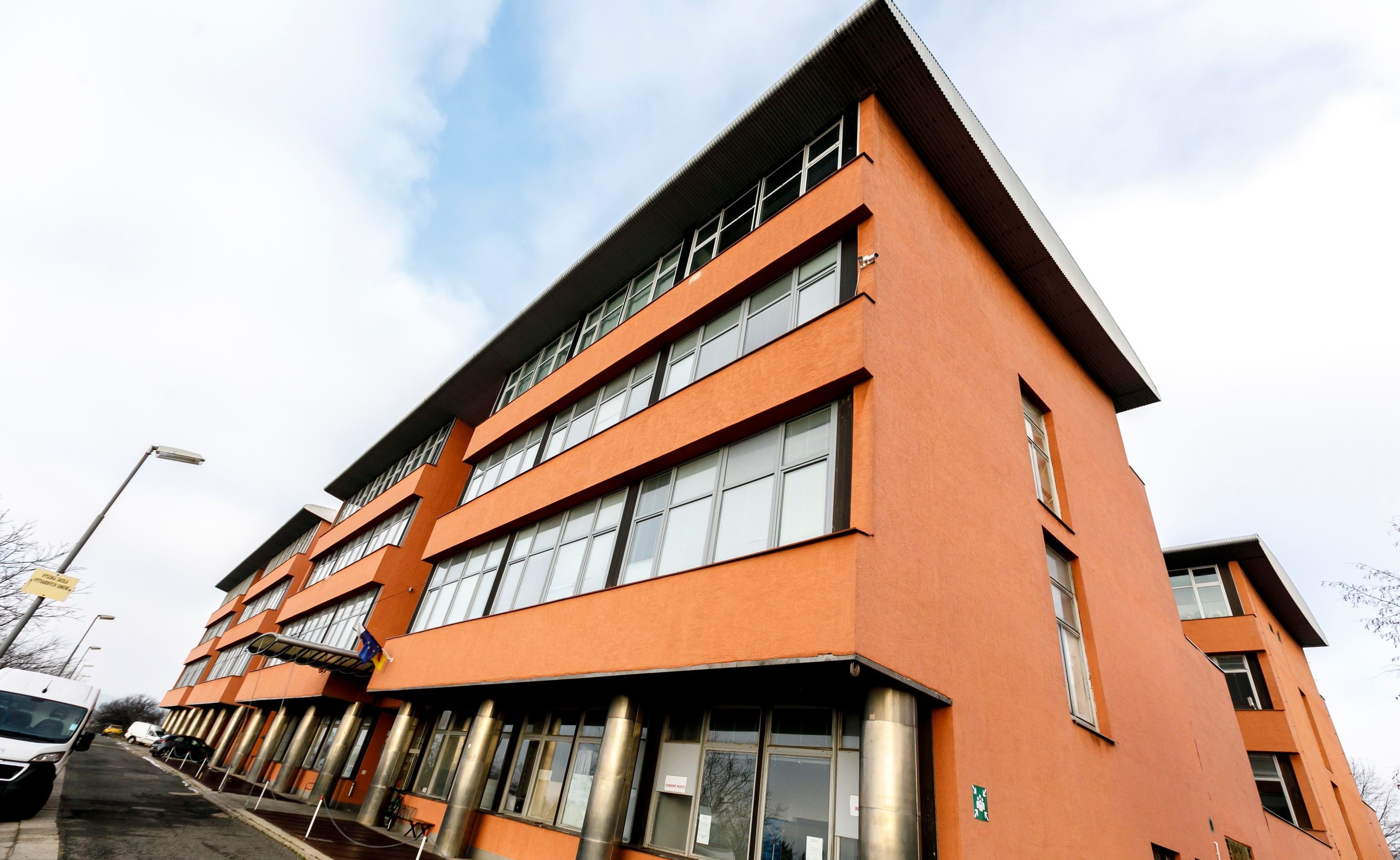 Areál VŠVU čakajú zmeny. Študenti sa môžu tešiť na nový pavilón a internát s jedálňou