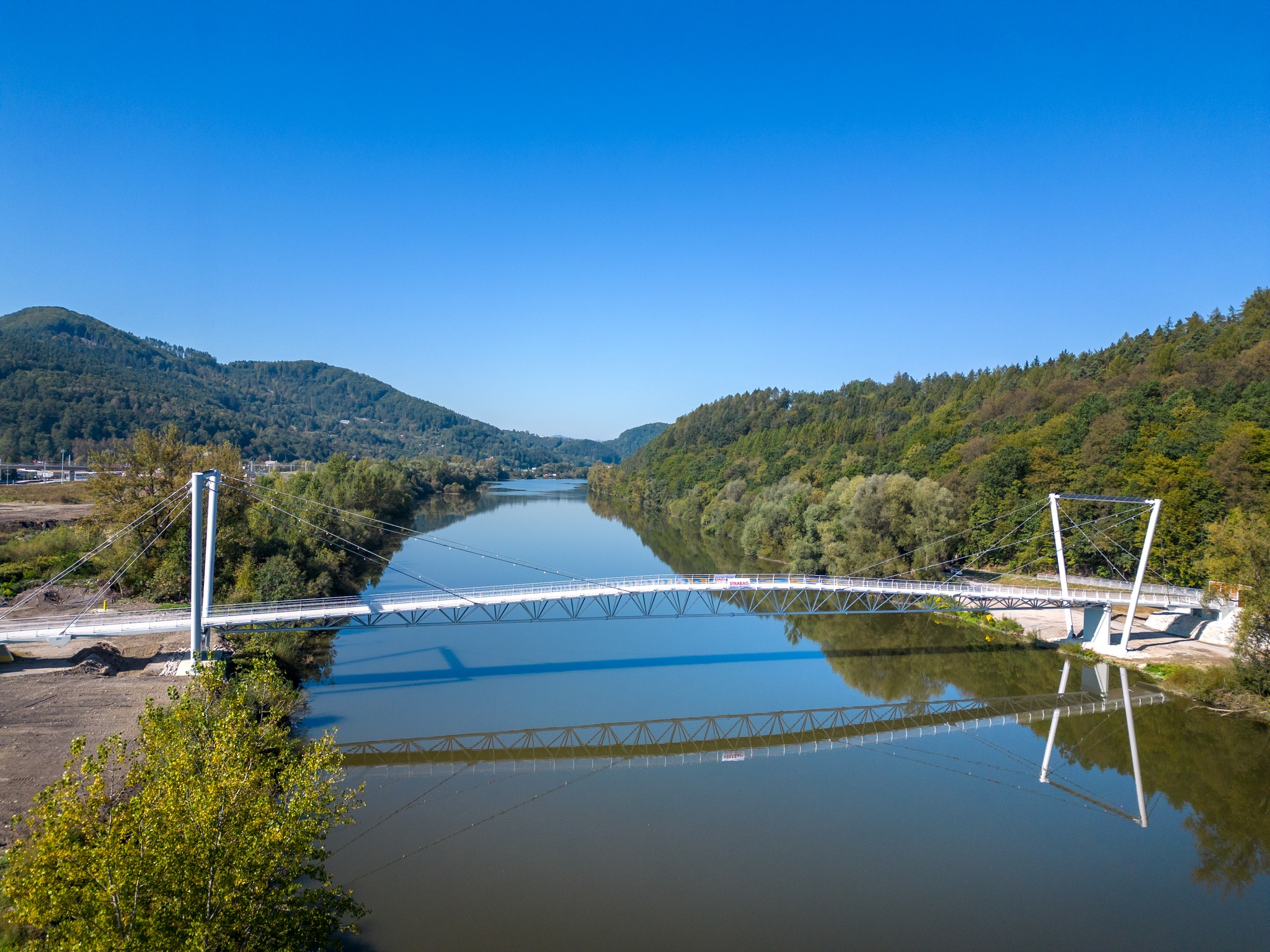 Na novej cyklotrase otvorili aj 180-metrový cyklomost ponad Váh