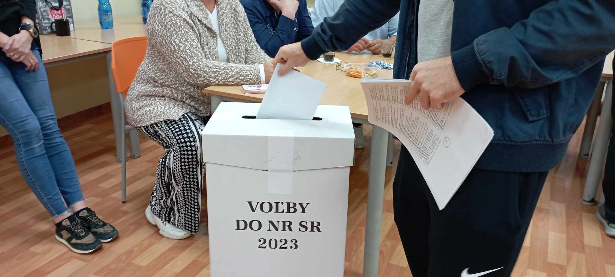 Na Orave nafúkali predseda aj člen volebnej komisie