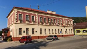 V Hnúšti budú voliť hlavného kontrolóra, terajšia kontrolórka odstúpila