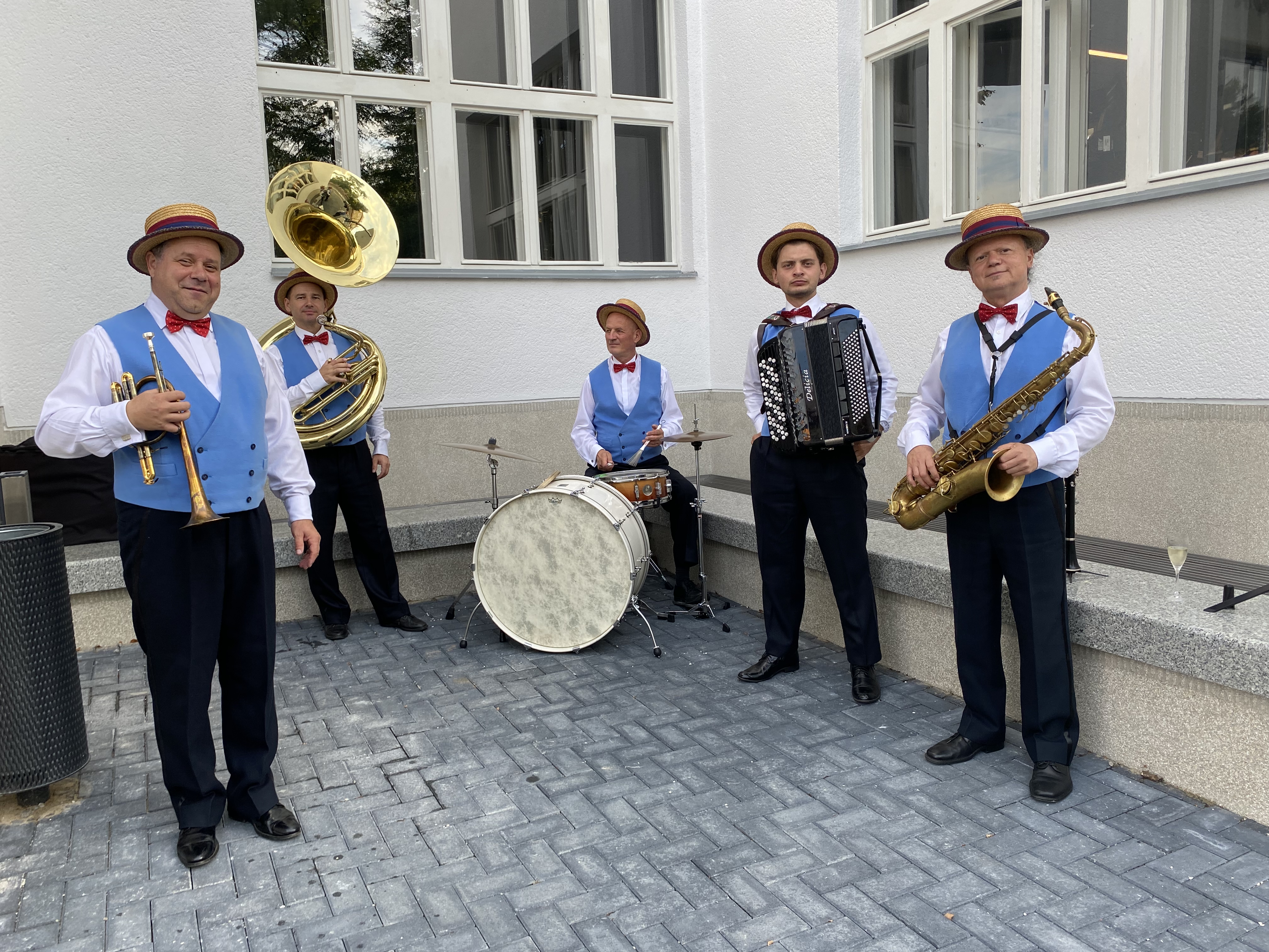 FOTO Hviezda otvára svoje brány! Čo myslíte, stálo to čakanie za to?