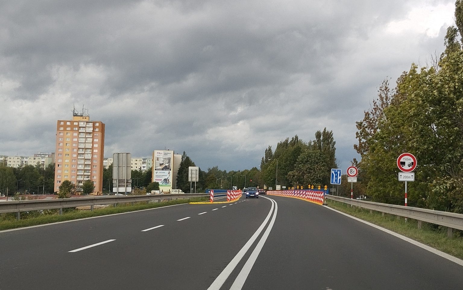 Obmedzenia na moste 18-390 v Poprade. Foto: Rastislav Ovšonka