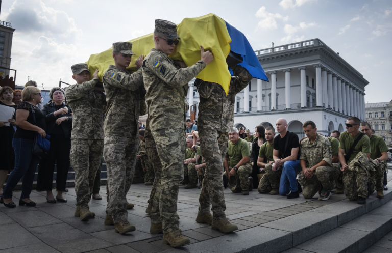 Zo sto mužov ostane desať alebo dvadsať, priznáva šéf mobilizačného centra v ukrajinskej Poltave