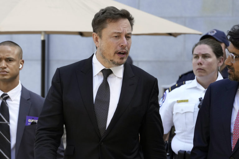 V USA sa rieši regulácia umelej inteligencie. V Kongrese o tom diskutovali Musk či Zuckerberg
