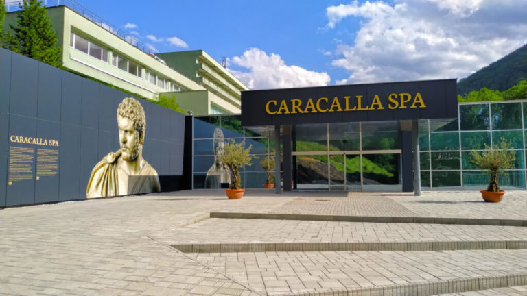 Foto: V Brusne otvorili jedinečné rímske kúpele Caracalla Spa