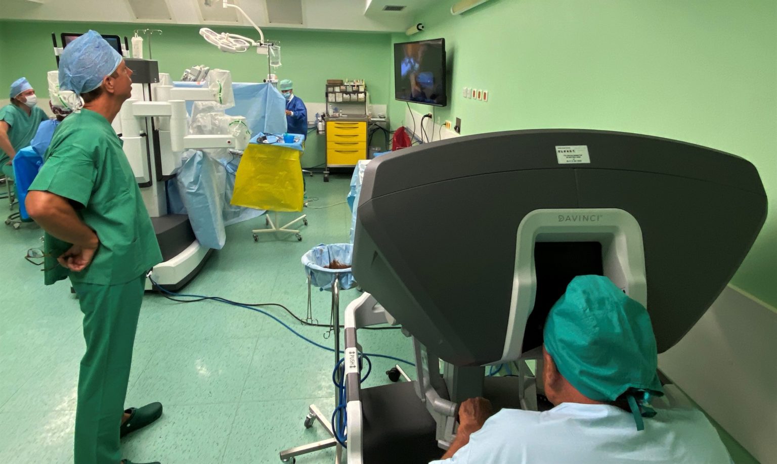 V banskobystrickom Centre roboticky asistovanej chirurgie uskutočnili od jeho vzniku v roku 2011 dovedna 4 530 výkonov. Foto: FB FNsP FDR BB