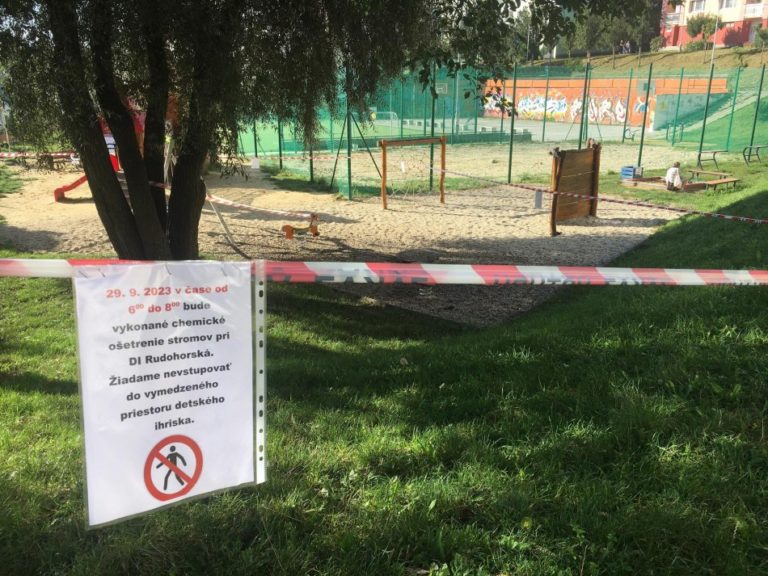 V Banskej Bystrici uzatvorili detské ihrisko, dôvodom sú včely