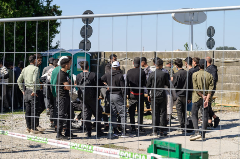 Sme rodina podporí schôdzu k zatvoreniu hraníc, PS ani Demokrati nie