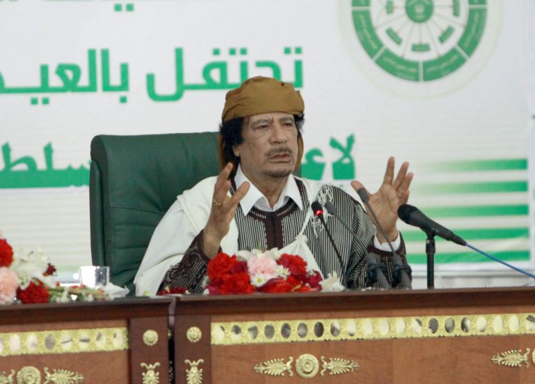 Taliansky expremiér povedal, že francúzska raketa v roku 1980 náhodou zostrelila lietadlo v snahe zabiť Kaddáfího