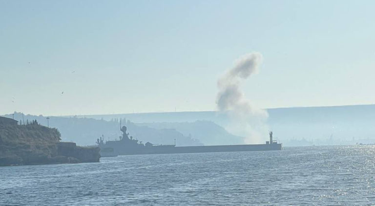 Útok na veliteľstvo ruskej Čiernomorskej flotily neprežilo najmenej deväť ľudí, tvrdí Ukrajina