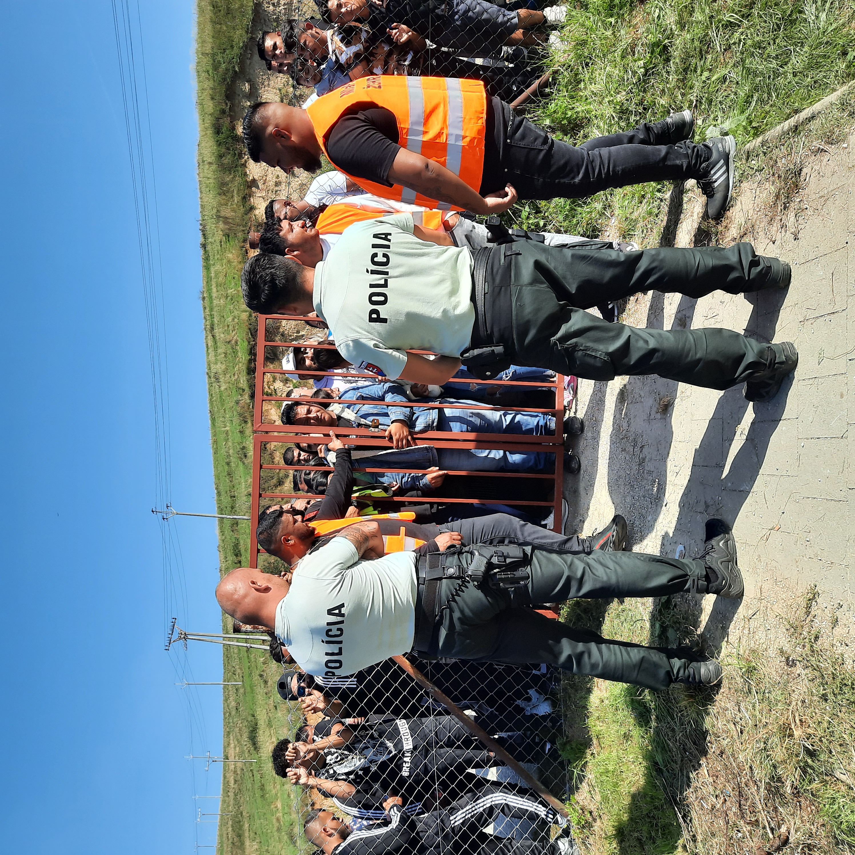 V Žehre na druhý pokus volia starostu. Asistuje polícia.