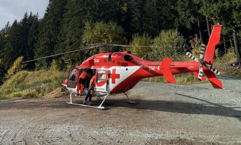 Pád cyklistu pri skoku na Kubínskej holi, zasahoval vrtuľník