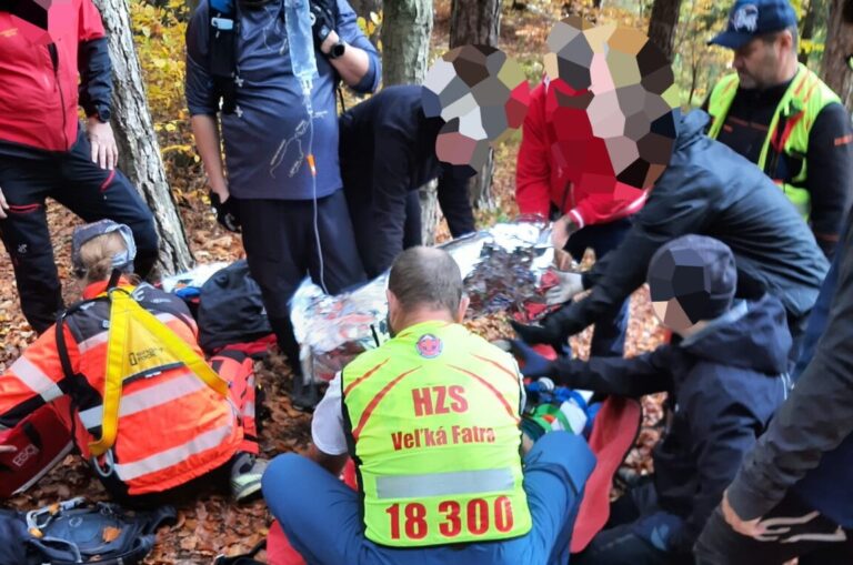Nešťastie v Kláštore pod Znievom v Turci. Cyklistovi išlo o život. Foto: HZS 