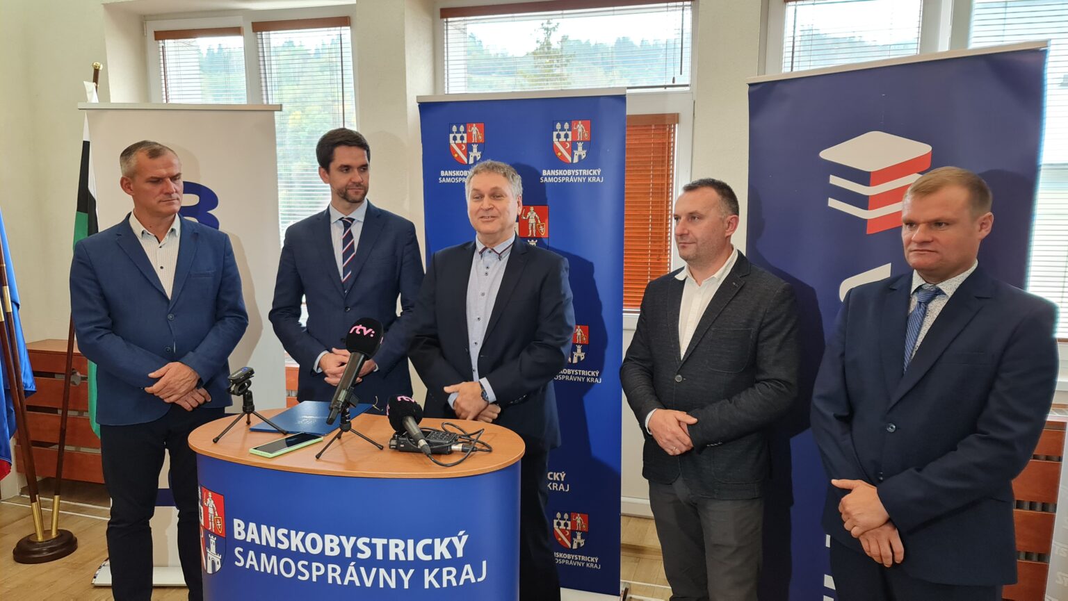 Starosta Utekáča Miroslav Barutiak (v strede). Foto: Branislav Caban