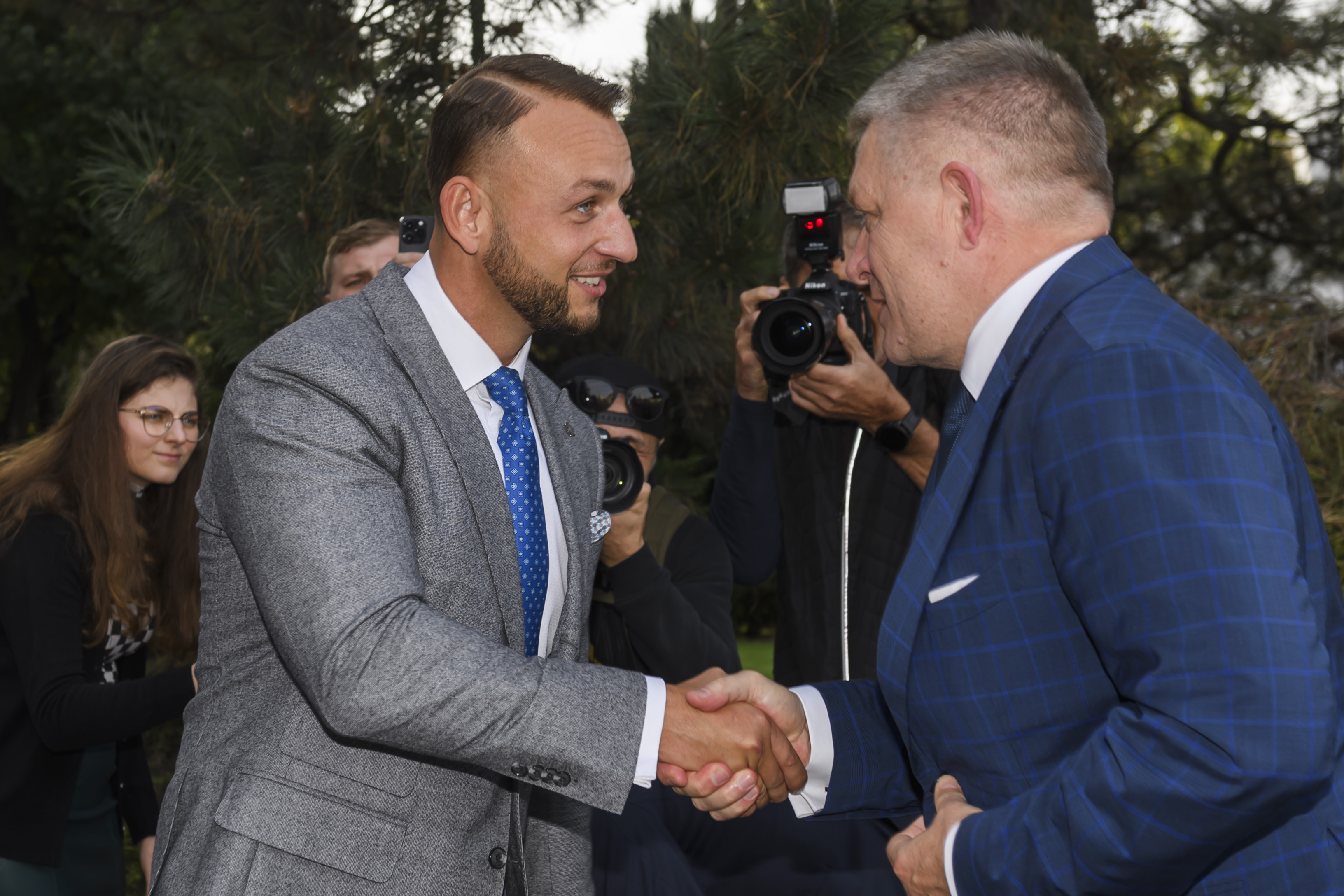 Nová vláda nasadzuje „masívnu silu“ proti migrantom na hranici s Maďarskom