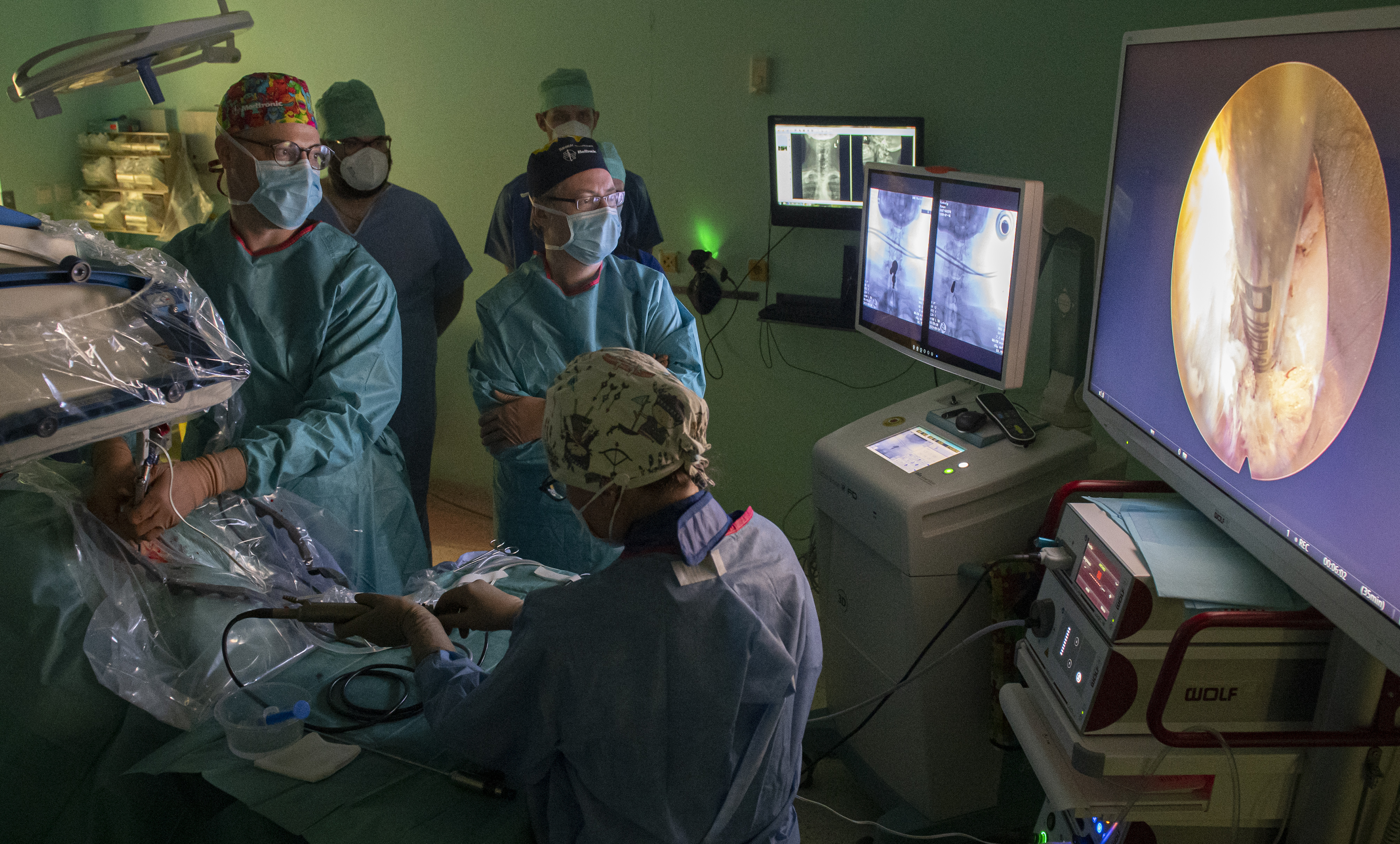 Kolabujúce nemocničné oddelenia, pochybné ambulantné poplatky či nedotiahnuté reformy. Také zdravotníctvo čaká novú vládu