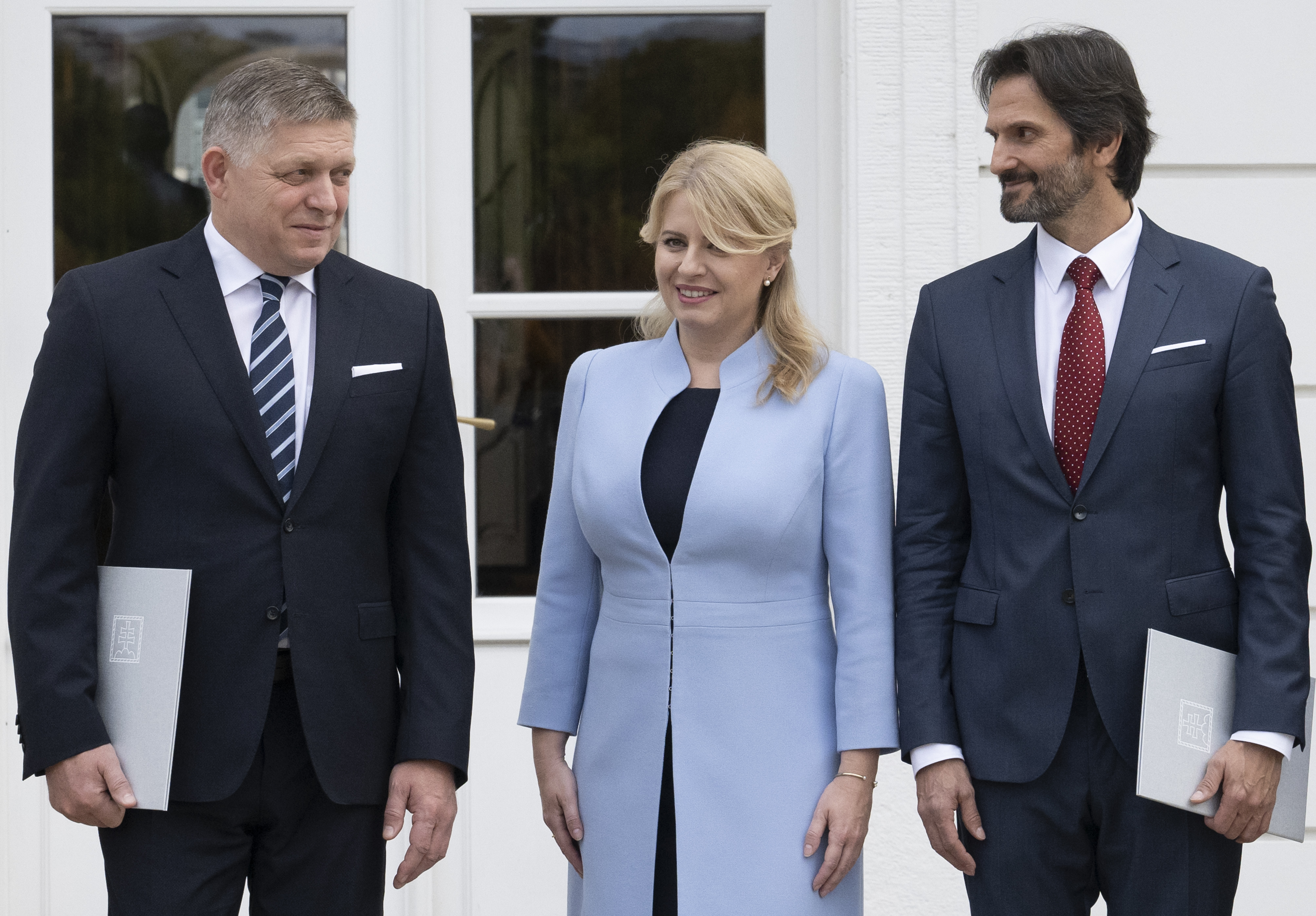 7 dní v kocke: Ficovu vládu neinštalovala Čaputová, ale Matovič