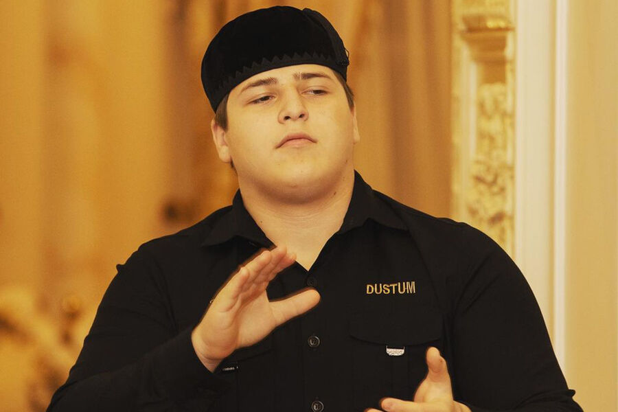 Kadyrovov syn získal vyznamenanie po tom, čo napadol väzneného muža