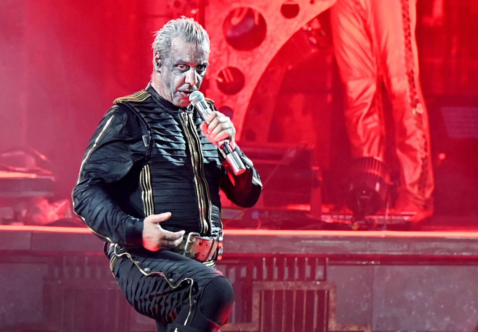 Frontman skupiny Rammstein Till Lindenmann. FOTO TASR/DPA