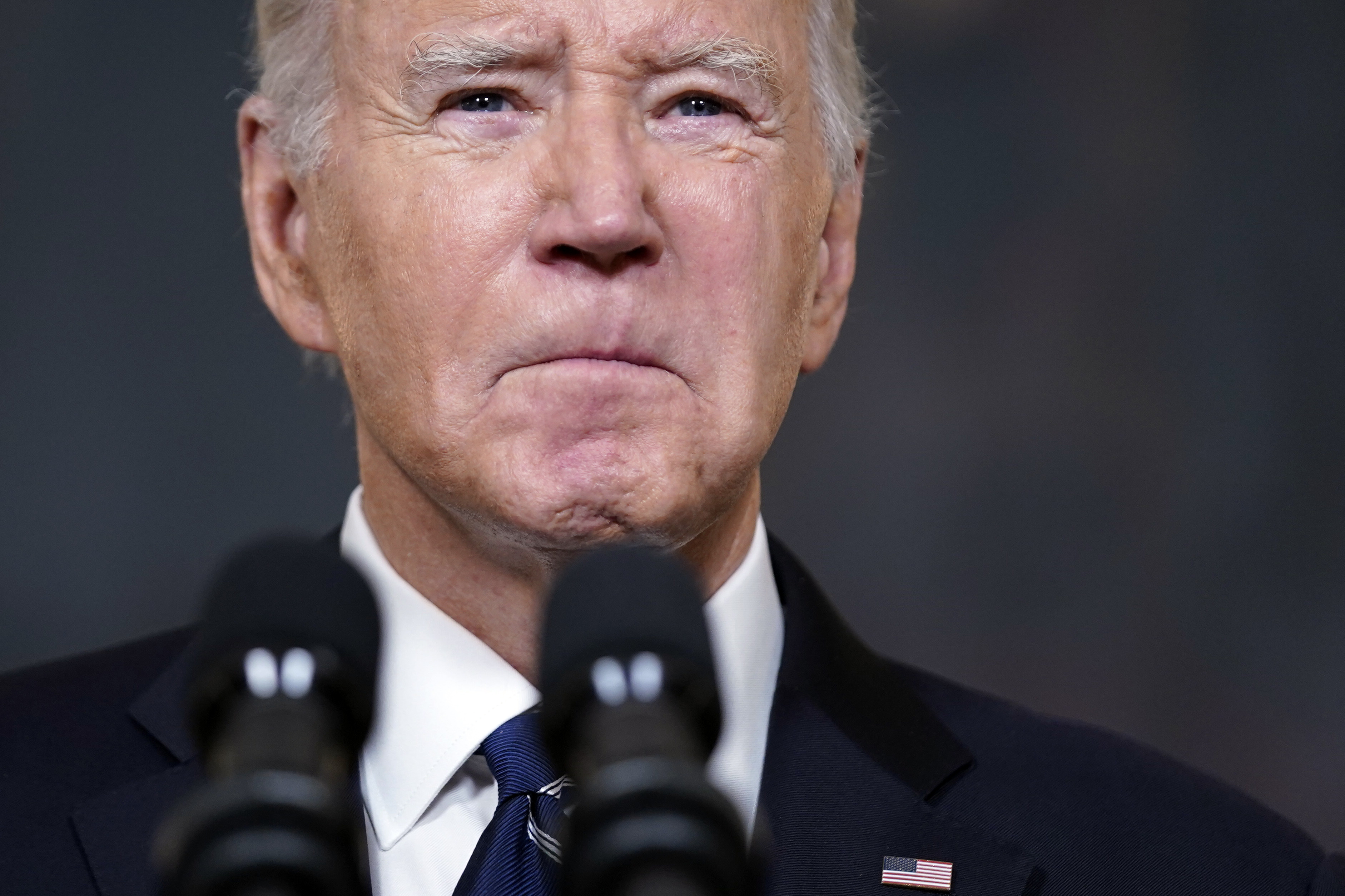 Republikáni vyvíjajú politický tlak na Bidena, aby zaútočil na Irán