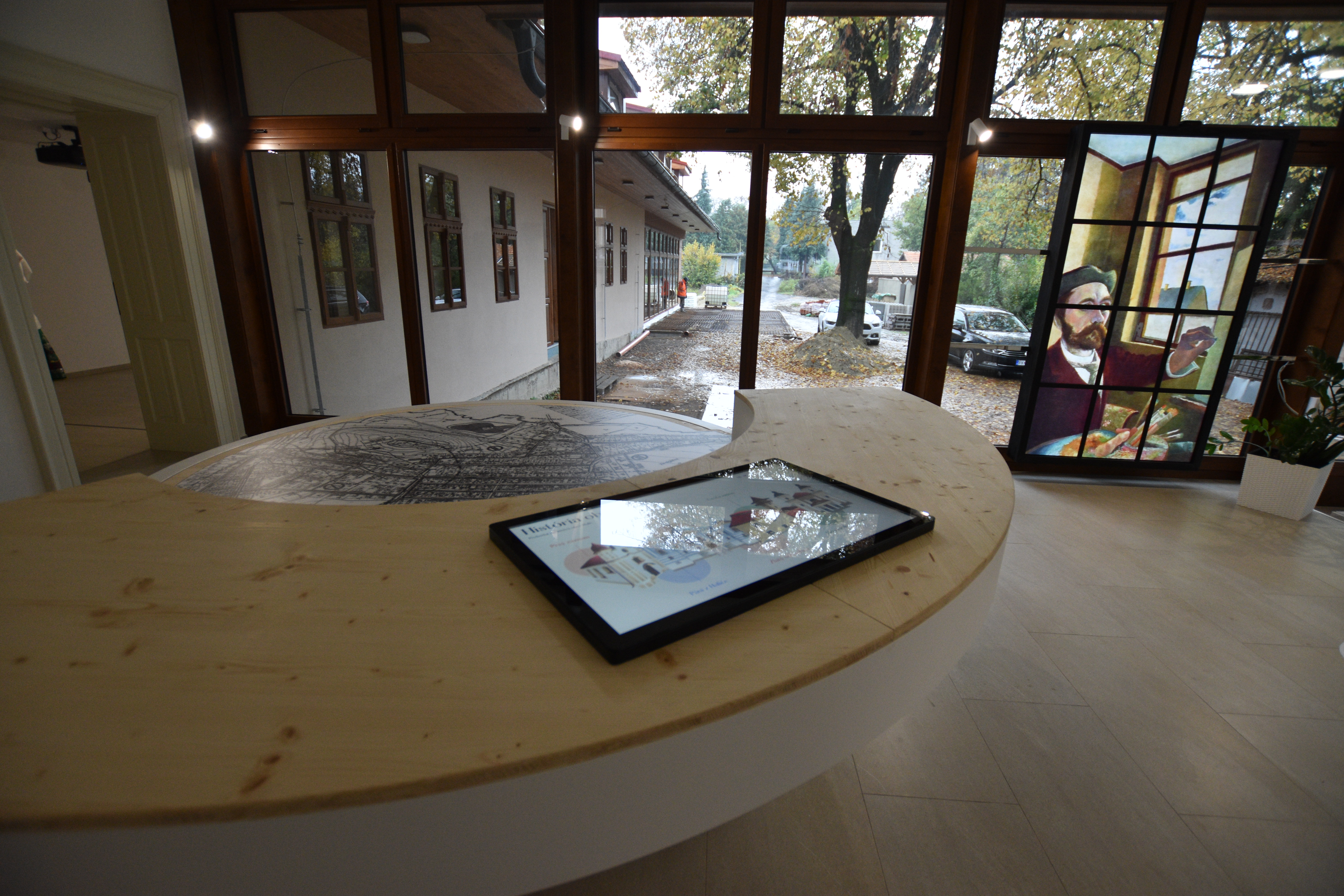 Jeho obrazy sú akoby z iného sveta. Významnému maliarovi zriadili pamätný dom v obci, kde žil