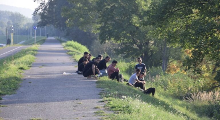 Polícia v Bosne a Hercegovine zadržala prevádzačov migrantov