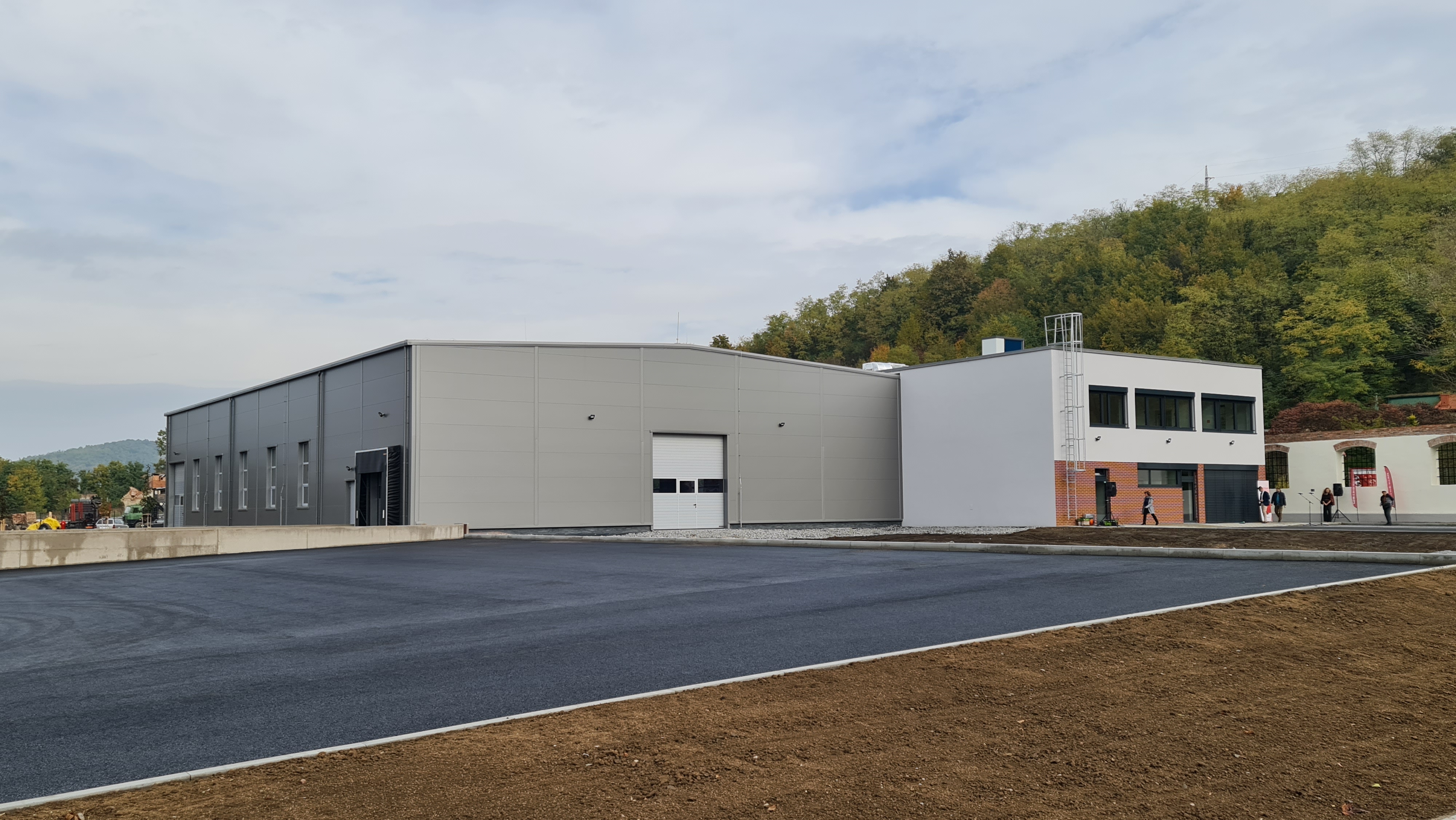 Novým investorom v malom stredoslovenskom mestečku je výrobca áut