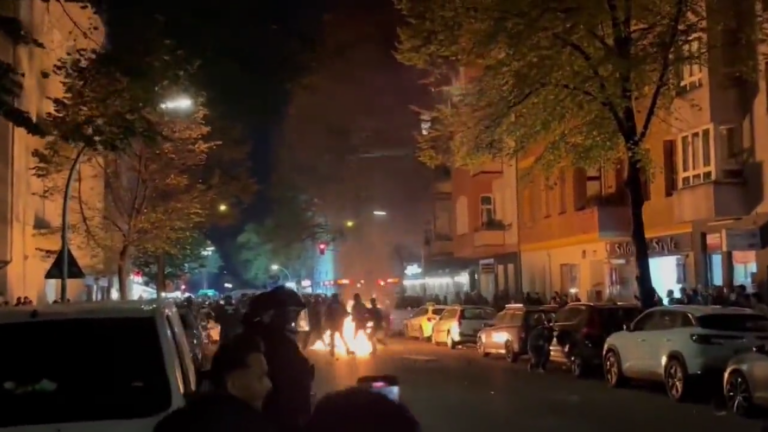 Premeníme Neukölln na Gazu, vyhrážali sa palestínski demonštranti v Nemecku