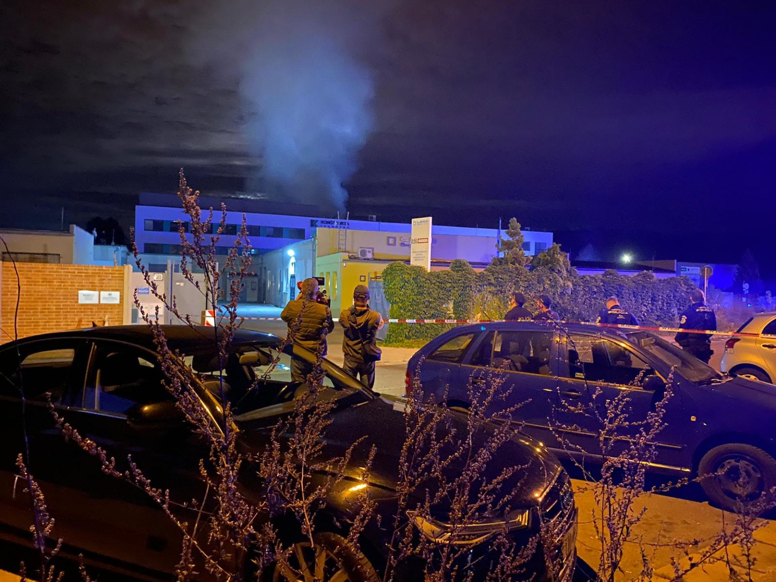 V Trenčíne má horieť strecha galvanizovne. Foto: Trenčiansky Štandard