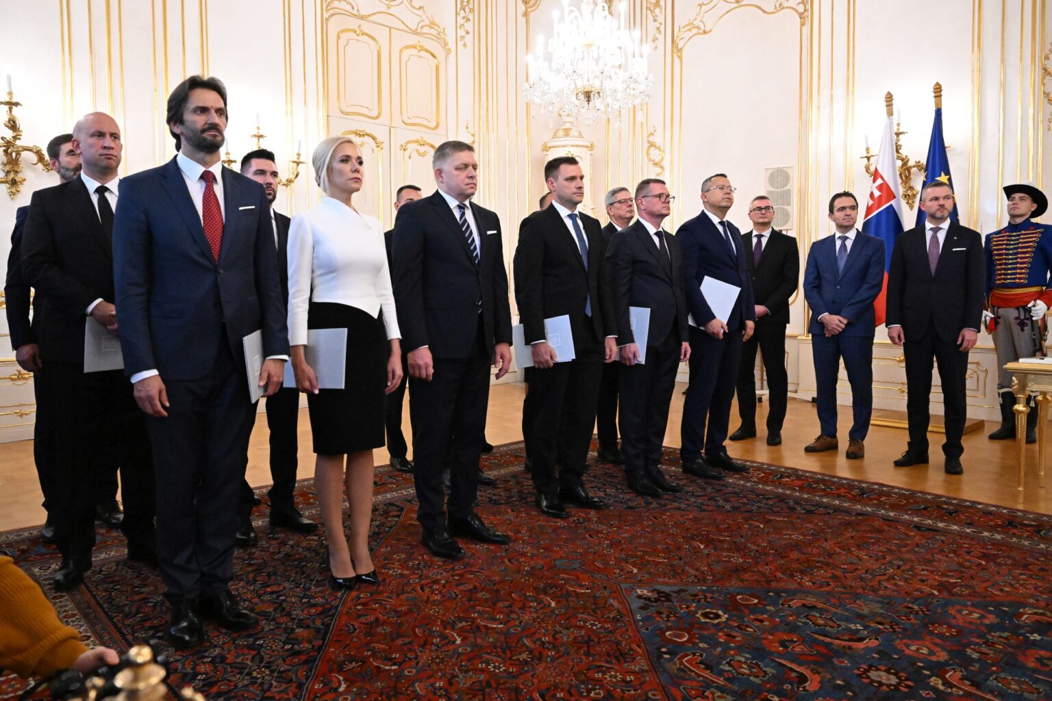 Vláda SR, ktorú vedie Robert Fico. Foto TASR/Baumann