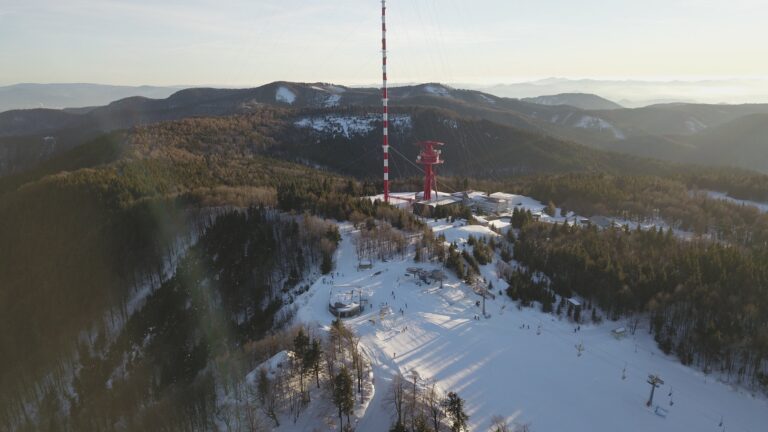 Chátrajúci hotel Fortuna na Skalke nad Kremnicou nahradia apartmánové domy