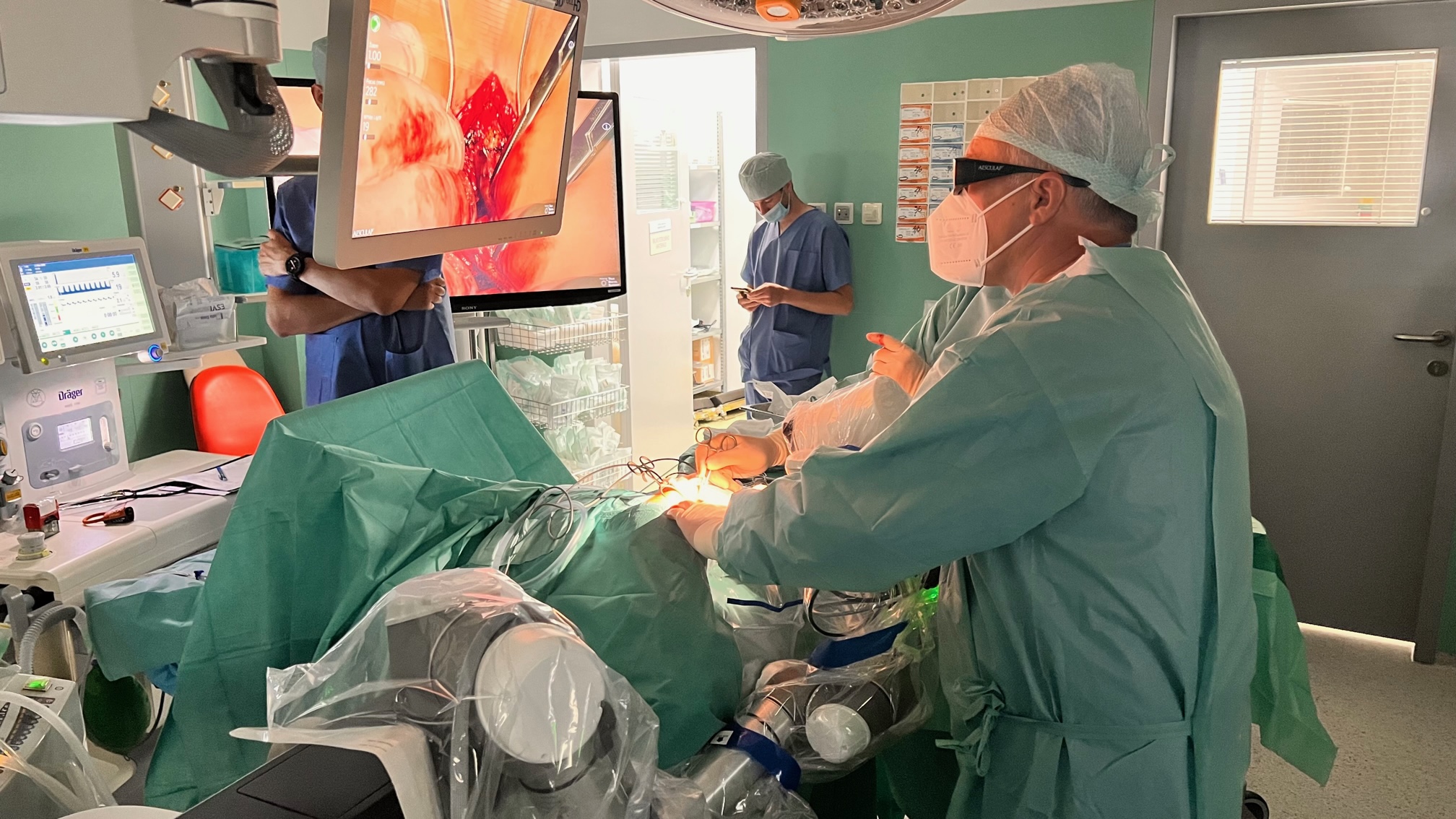 Revolučný Aeos v košickej detskej nemocnici mení pravidlá neurochirurgie