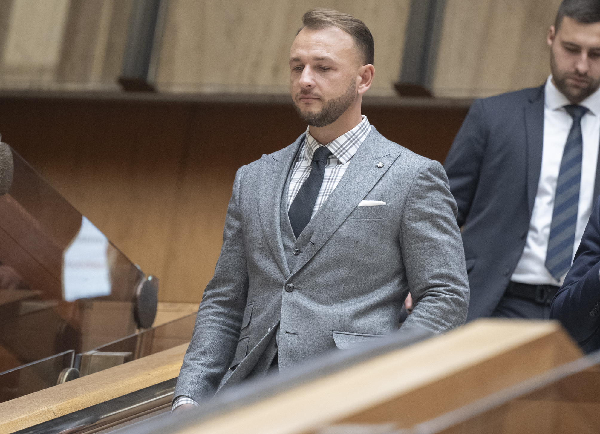 Ministerstvo obmieňa tímy „bojovníkov proti hoaxom“. Podľa Eštoka sú na odchode viacerí známi úradníci