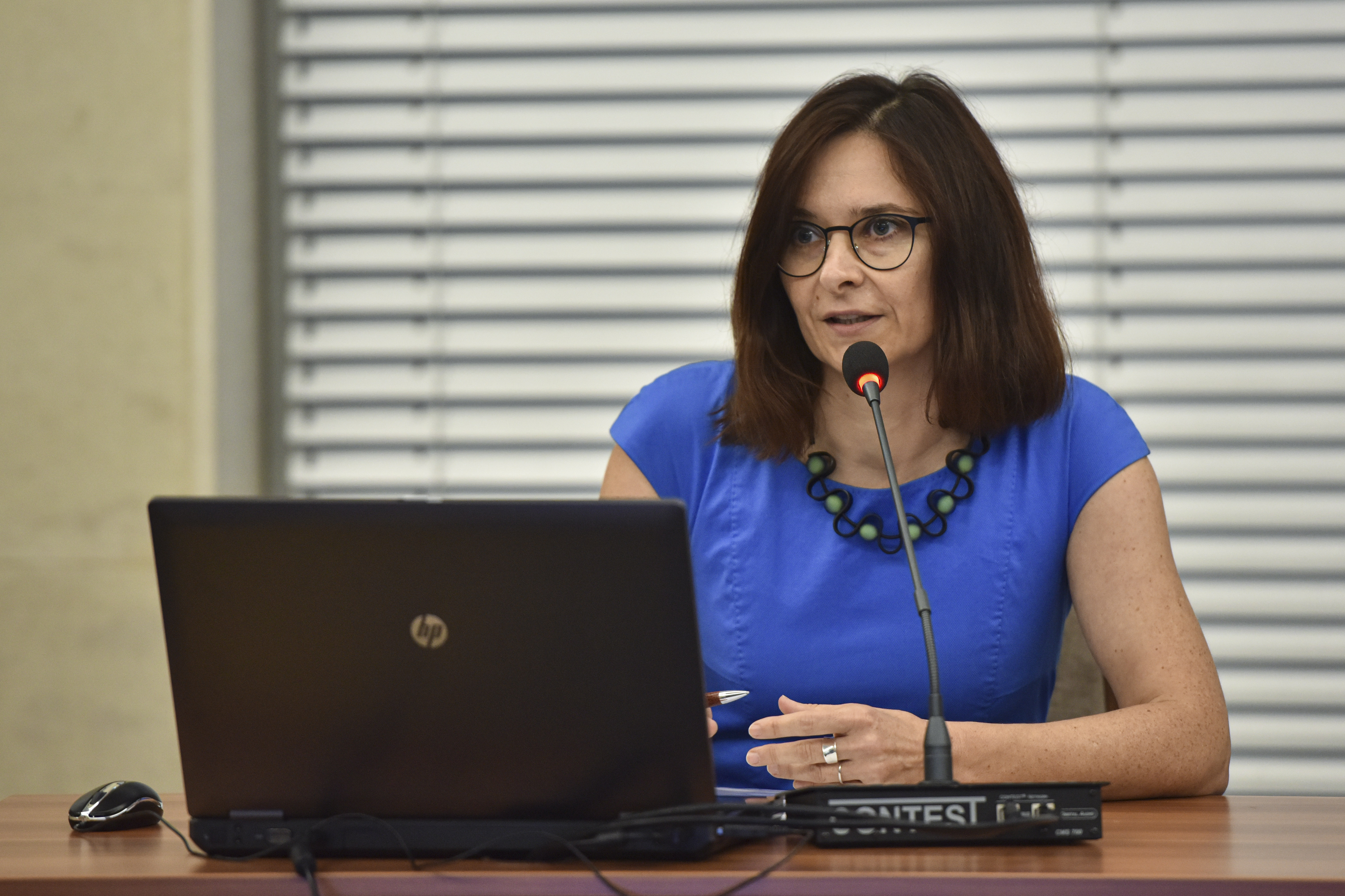 Postavenie oznamovateľa sa zneužíva na povolebnú ochranu „našich ľudí“