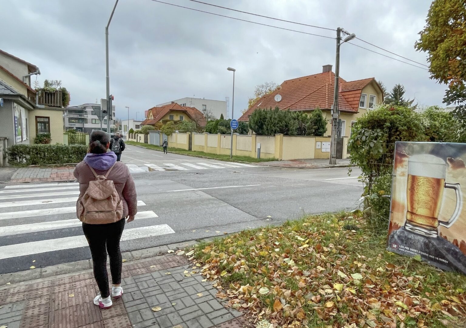 Priechod pri Perle je jedným z podnetov, na ktoré rodičia upozornili. Foto: Doprava na Považí