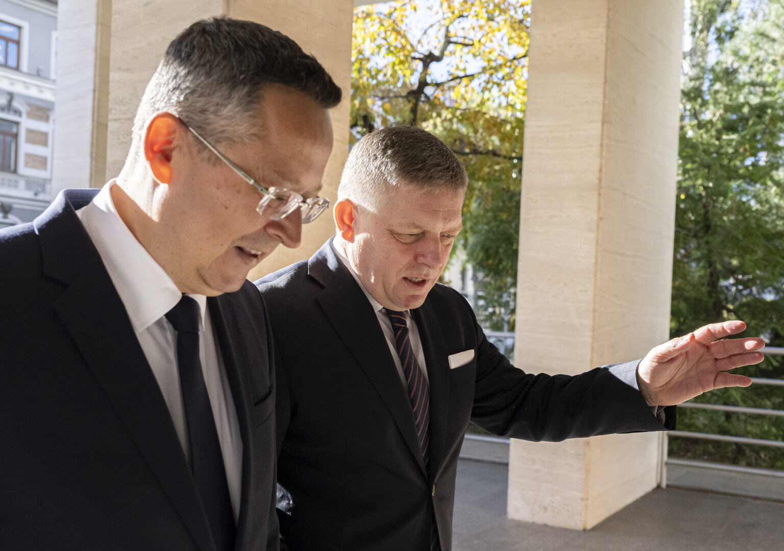 Premiér Robert Fico poveril šéfa rezortu financií Ladislava Kamenického predložením návrhu riešení pre hypotekárnych dlžníkov. Foto: Martin Baumann/TASR