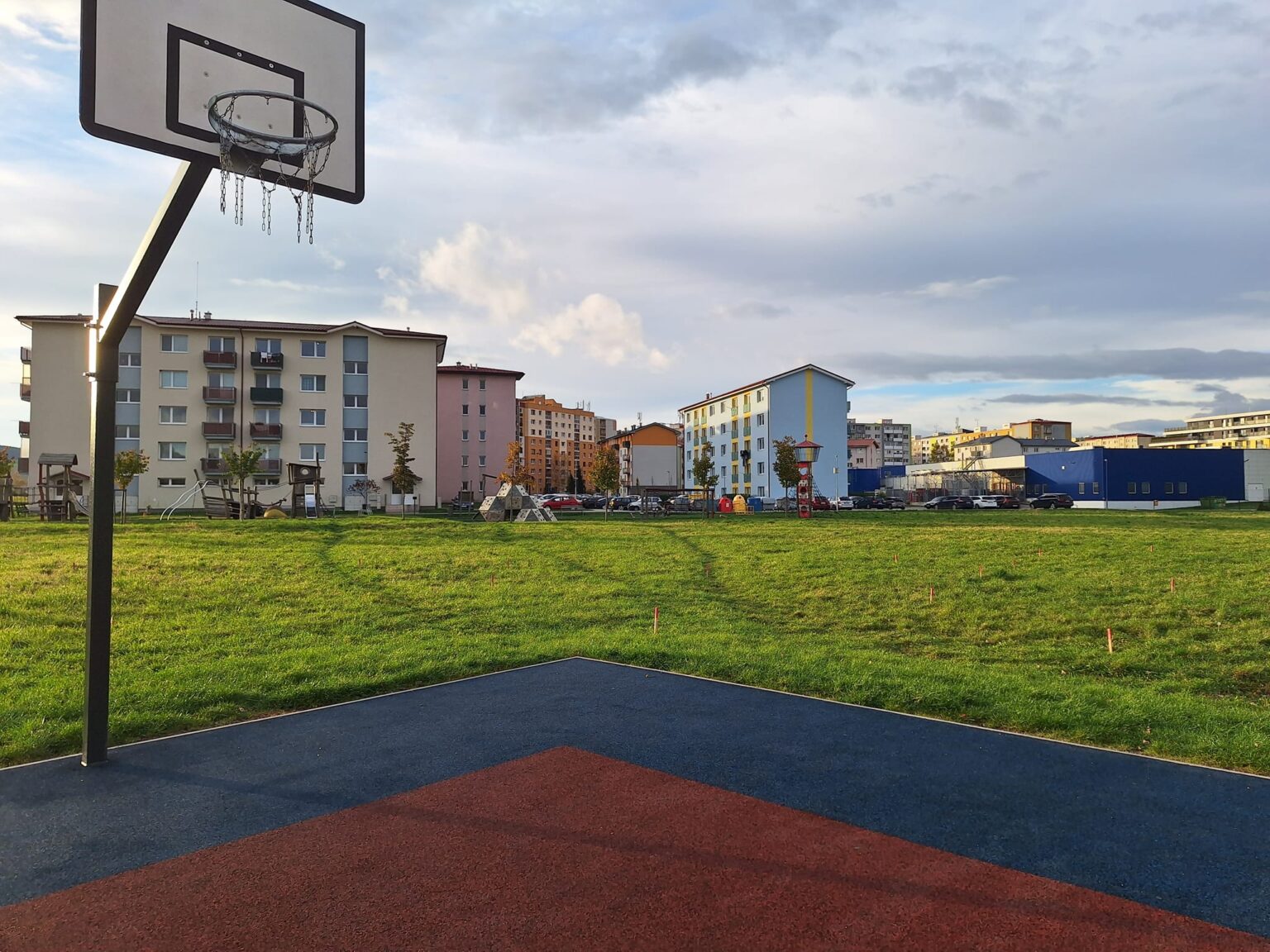 Na Weilburskej ulici v Kežmarku vyrastie sad starých odrôd ovocných drevín. Foto: FB/Mesto Kežmarok